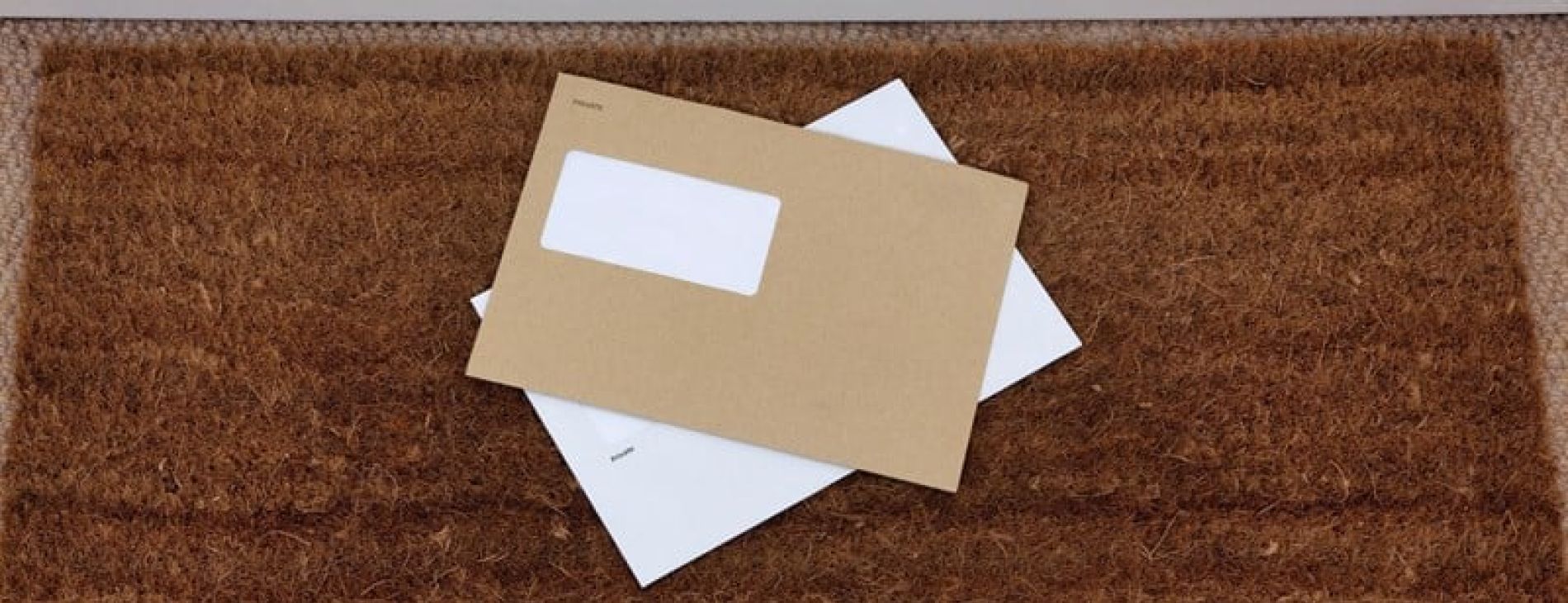 brown enveliope matt 592bd25b