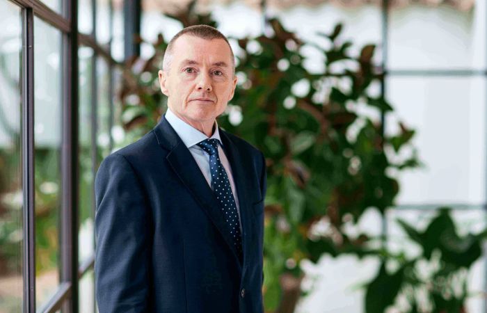 Willie Walsh1 4 scaled 1 0a30e430