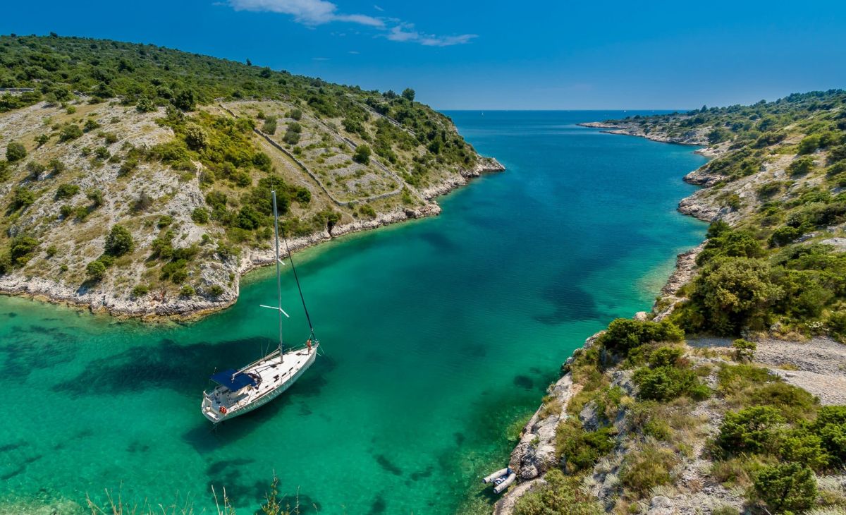 sergii gulenok WAvjSLCQrT4 unsplash scaled 1 5bf4090a