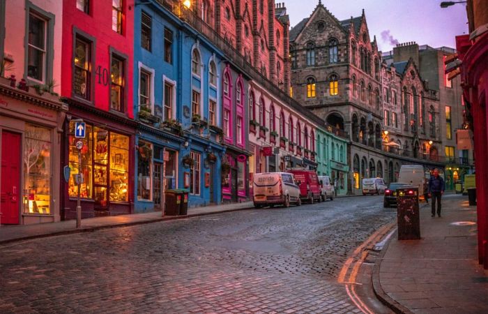 jim divine qpQ7NQ2CXA4 unsplash scaled 8f3aef75