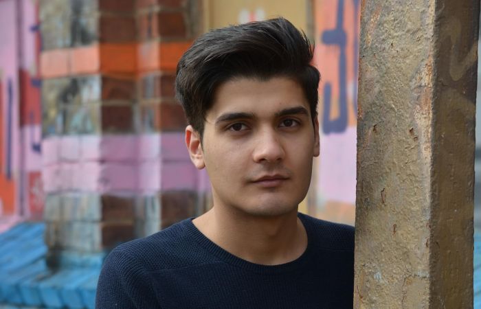 refugee 1226610 19201 4 e04575aa