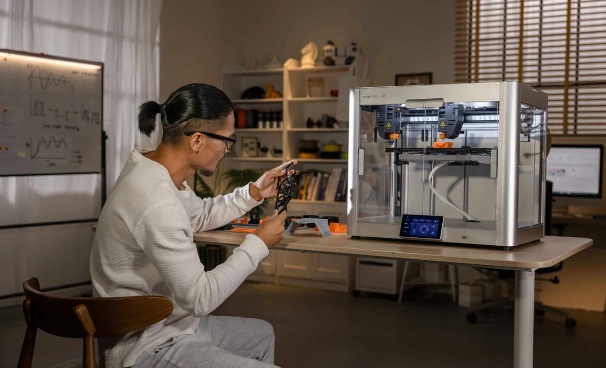snapmaker 3d printer ru82M865rkA unsplash scaled f85edaf6